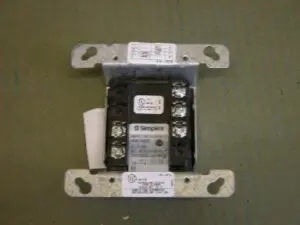 ADDRESSABLE RELAY MODULE 4090-9002 SIMPLEX